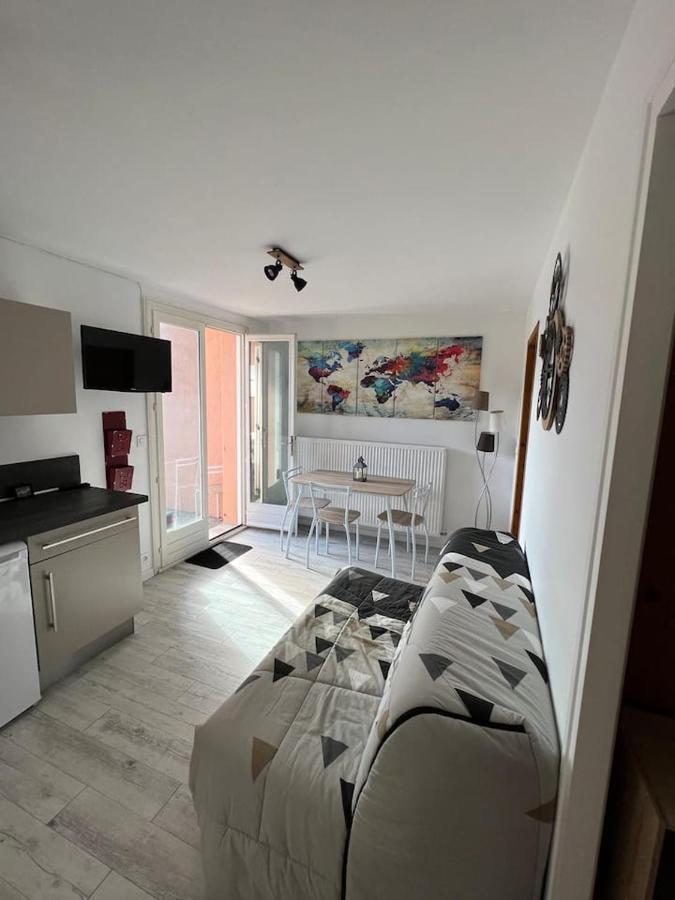 Charmant Appartement Calme Et Lumineux Chateauvieux  Εξωτερικό φωτογραφία